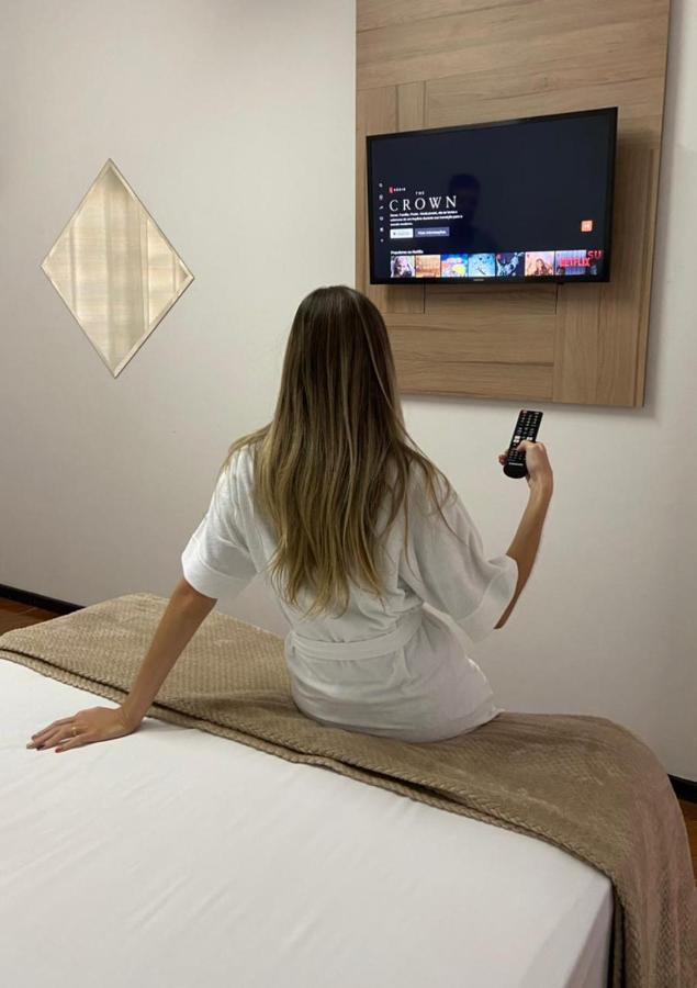 מפרה Hotel Confort מראה חיצוני תמונה